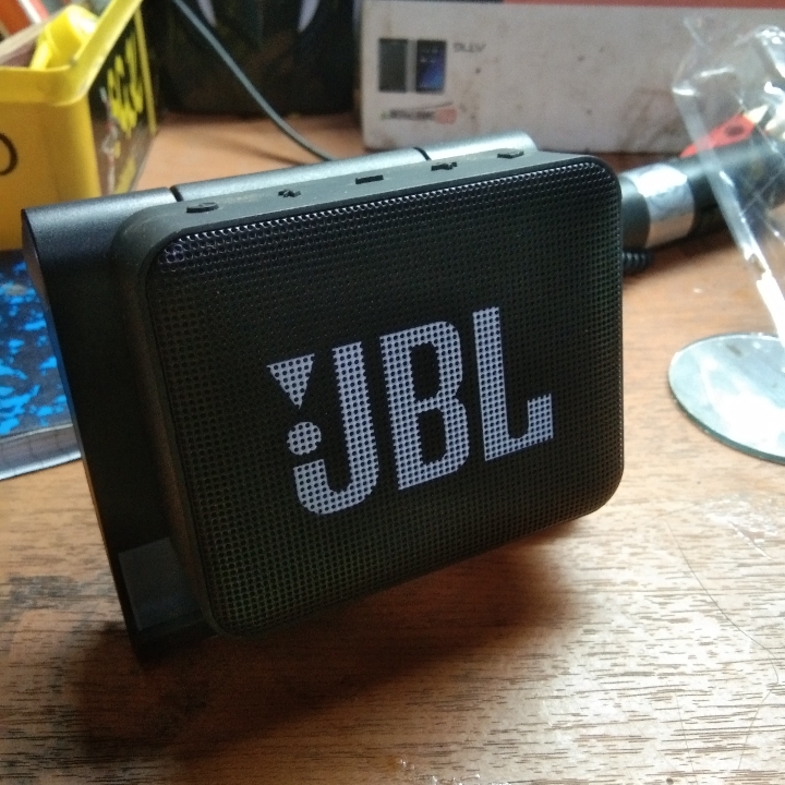 SALON MINI MERK JBL 2