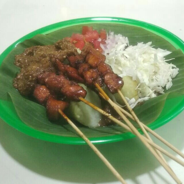 SATE AYAM