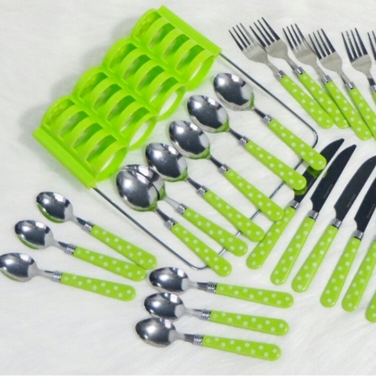 SENDOK SET POLKADOT ISI 24 PCS 5