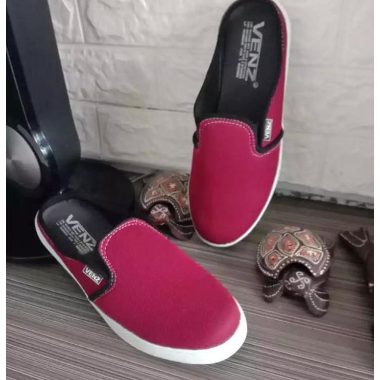 SEPATU SLIP ON PRIA 5