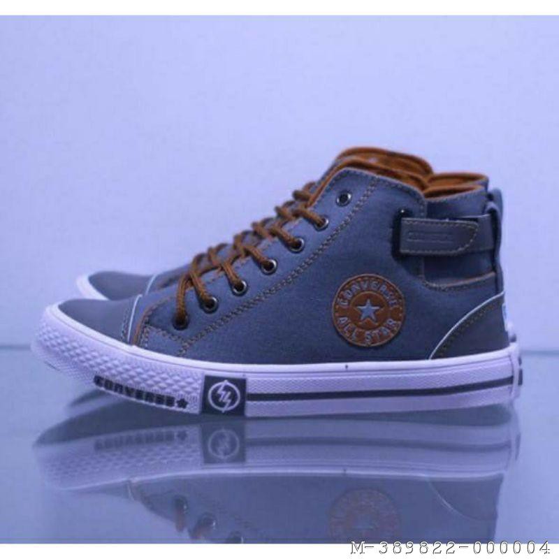 SEPATU SNEAKER PRIA CONVERSE BOOTS 2