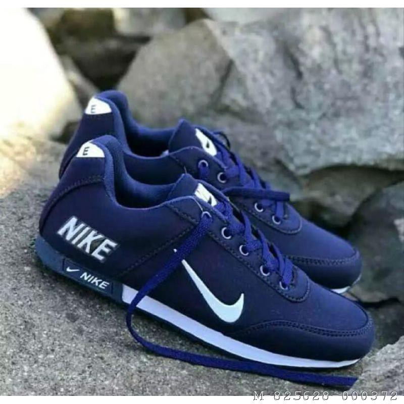 SEPATU SNEAKER PRIA NIKE KANVAS 2