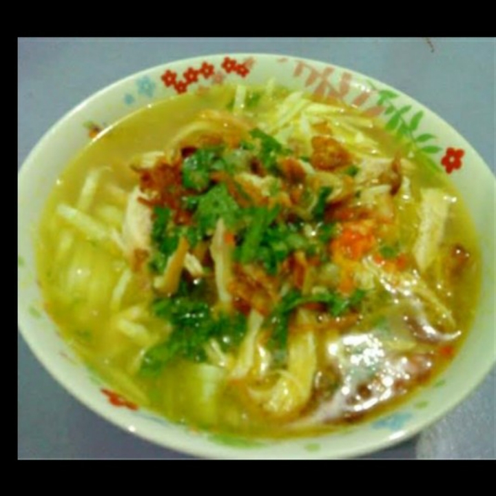 SOTO AYAM SUWIR