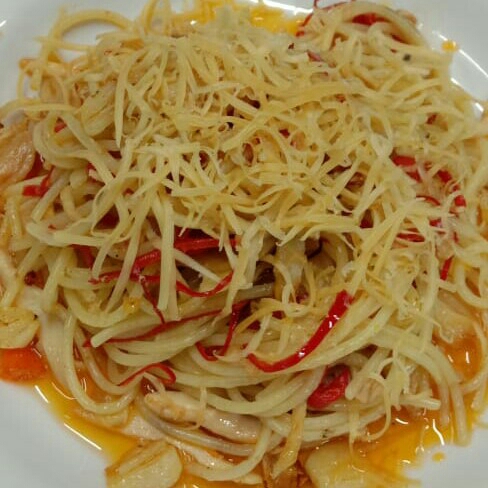 SPAGHETTI AGLIO OLIO