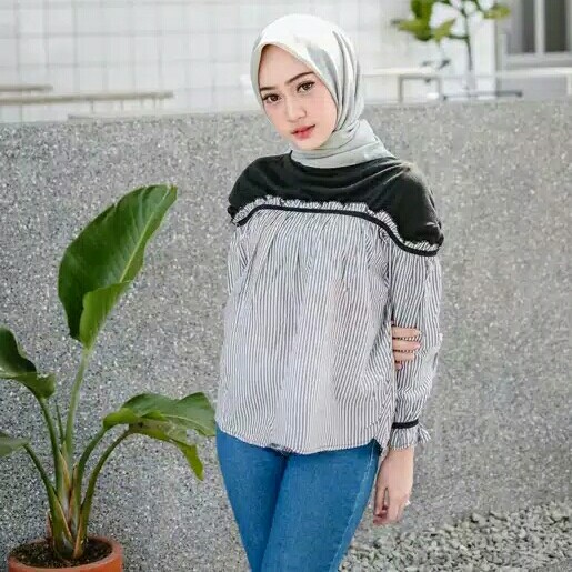 Sabrina top  atasan  blouse  atasan wanita  blouse wanita  top 2