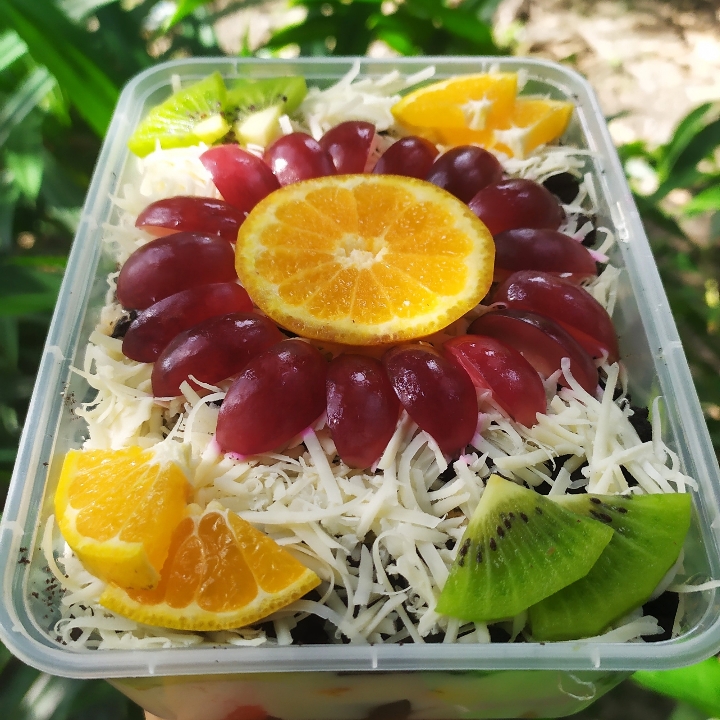 Salad Buah Limited Premi