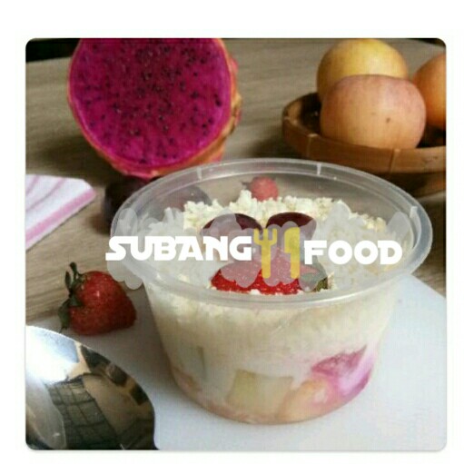 Salad Buah Mayo Saus Bluberry S