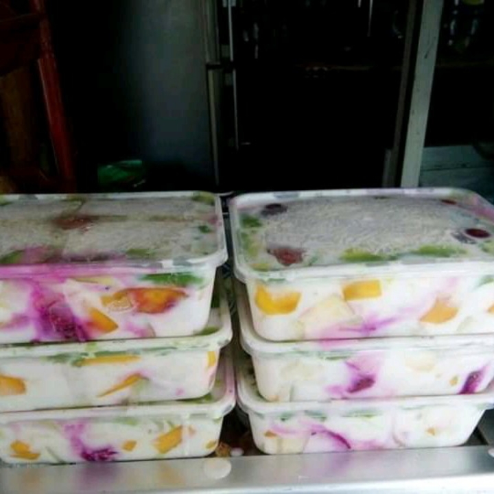 Salad Buah Toping Alpukat Ukr 750ml