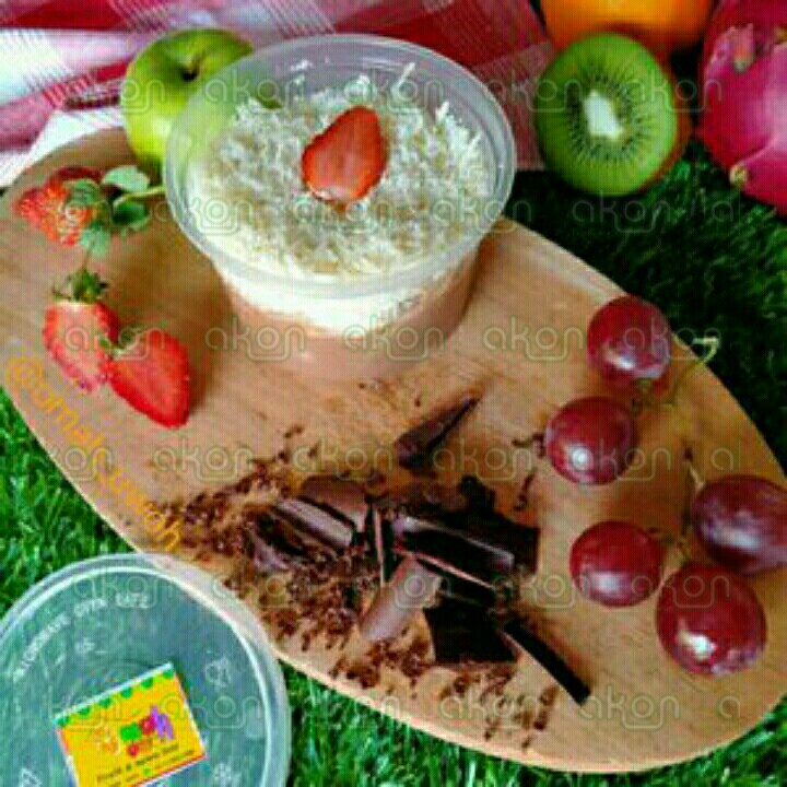 Salad Small 4 Buah Saos Cokelat