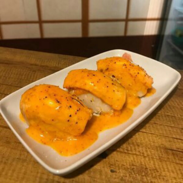 Salmon Mentai Nigiri