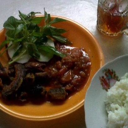 Sambek Belut Nasi