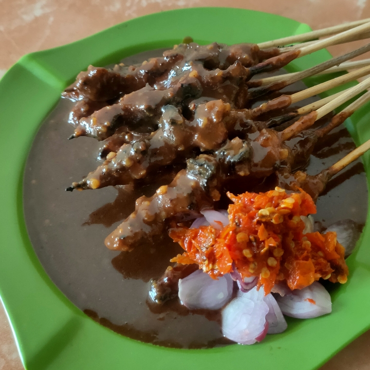 Sate Ayam Cak Mol