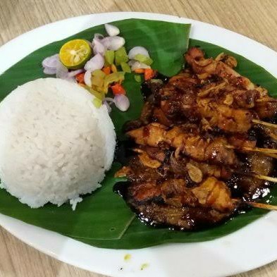 Sate Ayam Dan Nasi