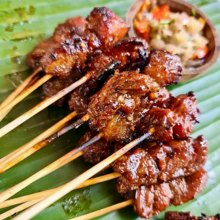 Sate Babi 12 Tusuk 