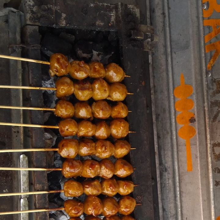 Sate Bakso Bakar 3 Porsi Isi 8 Tusuk