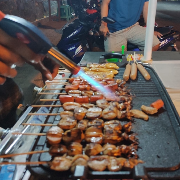 Sate Cumi Bakar Dan Seafood 2