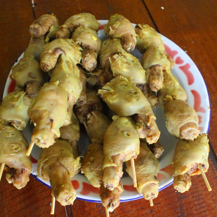 Sate Kepala Dan Leher Goreng 2