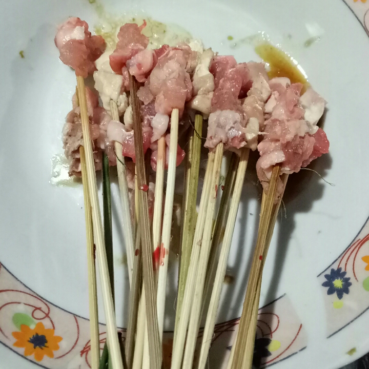 Sate Lalat Daging