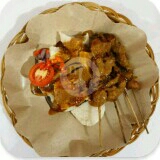 Sate Lontong