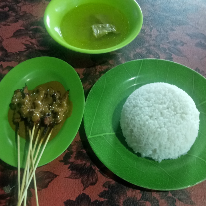 Sate Madura Rizki Dan Nasi