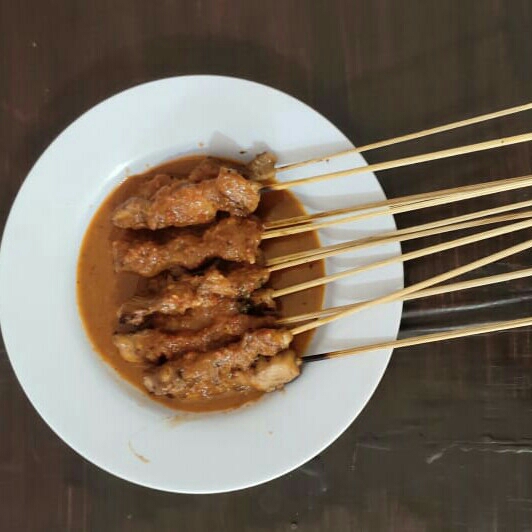 Sate Plecing Ayam