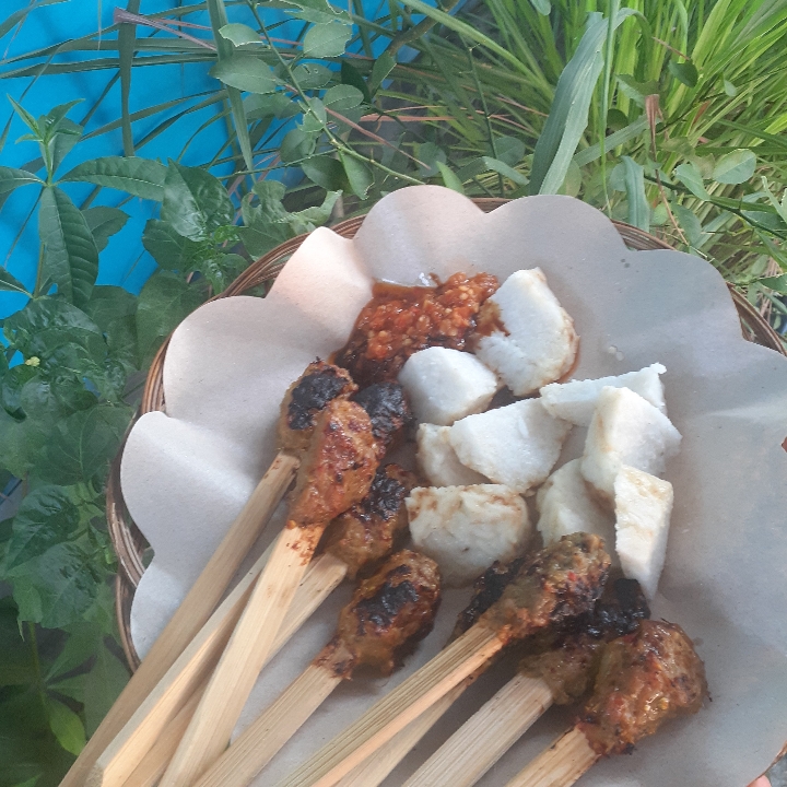 Sate Tuna Lilit Tipat