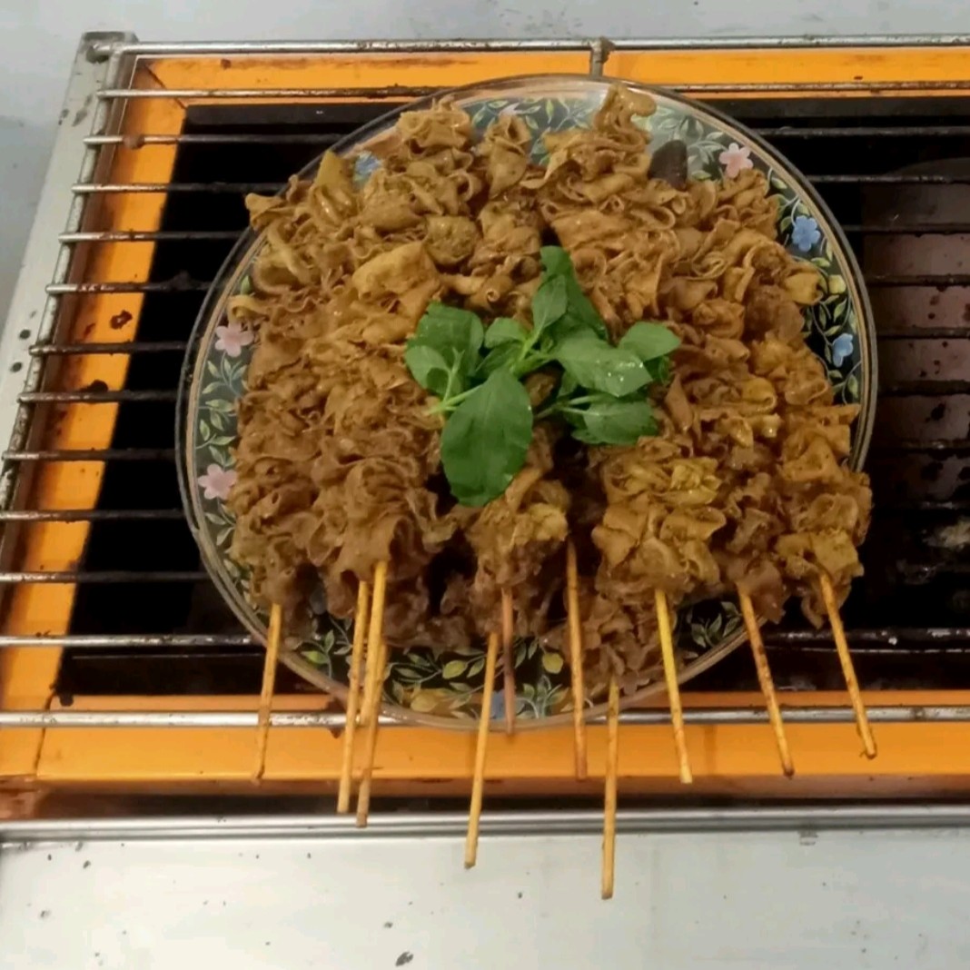 Sate Usus Ayam Jombo Pertusuk