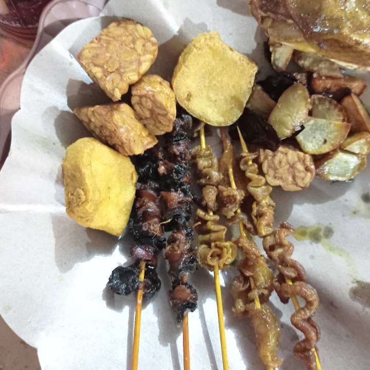 Sate Usus Dan Sate Ati Ampela