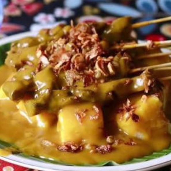 Sate lembu 6 tusuk