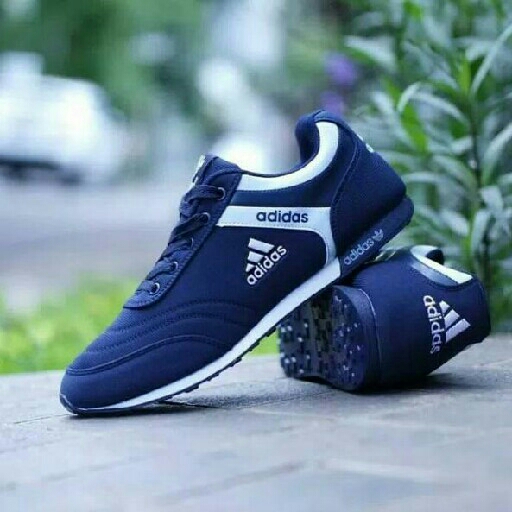 Sepatu Adidas Joging