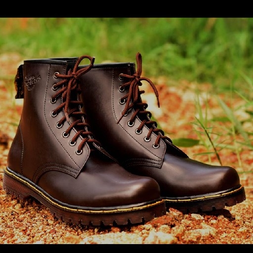 Sepatu Boots