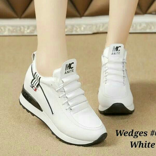 Sepatu Boots MG