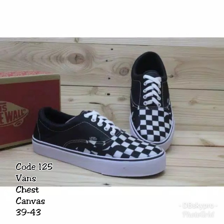 Sepatu Cowo Vans Chest