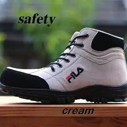 Sepatu Fila Boots Termurah 3