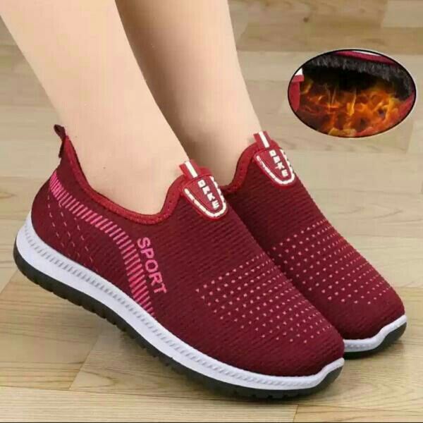 Sepatu Flat Y28