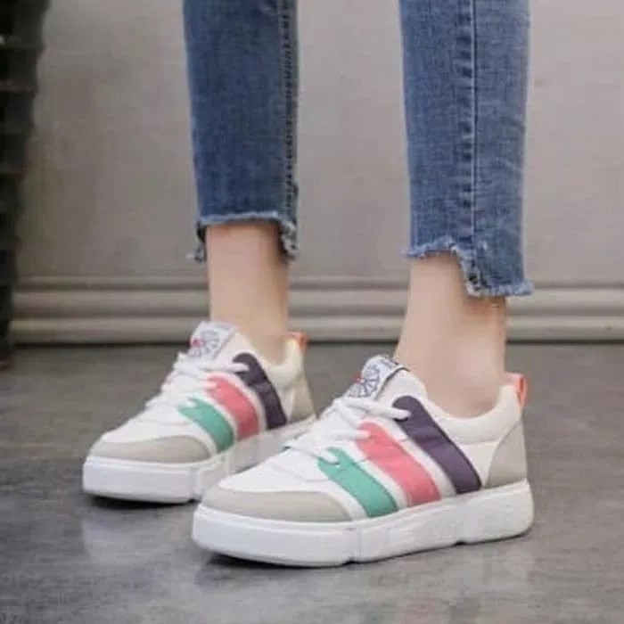 Sepatu Kets Wanita YH01 Putih