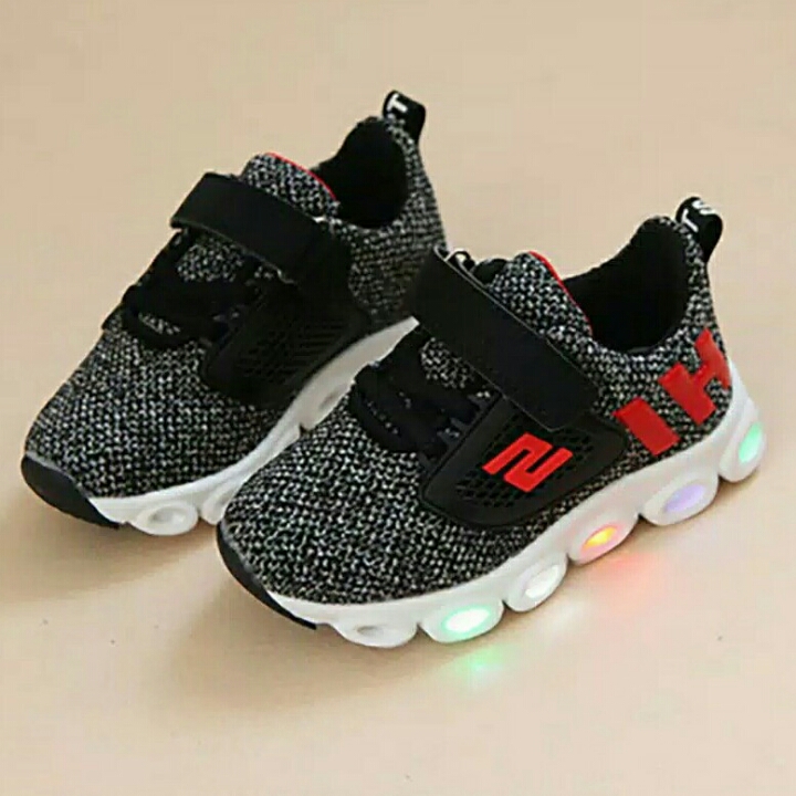 Sepatu LED IH