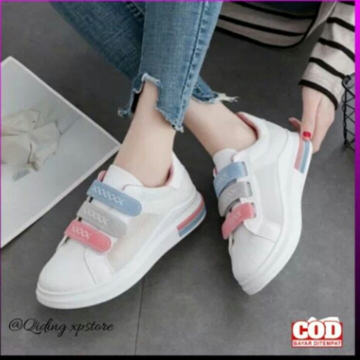 Sepatu SNEAKERS Cewe Import 