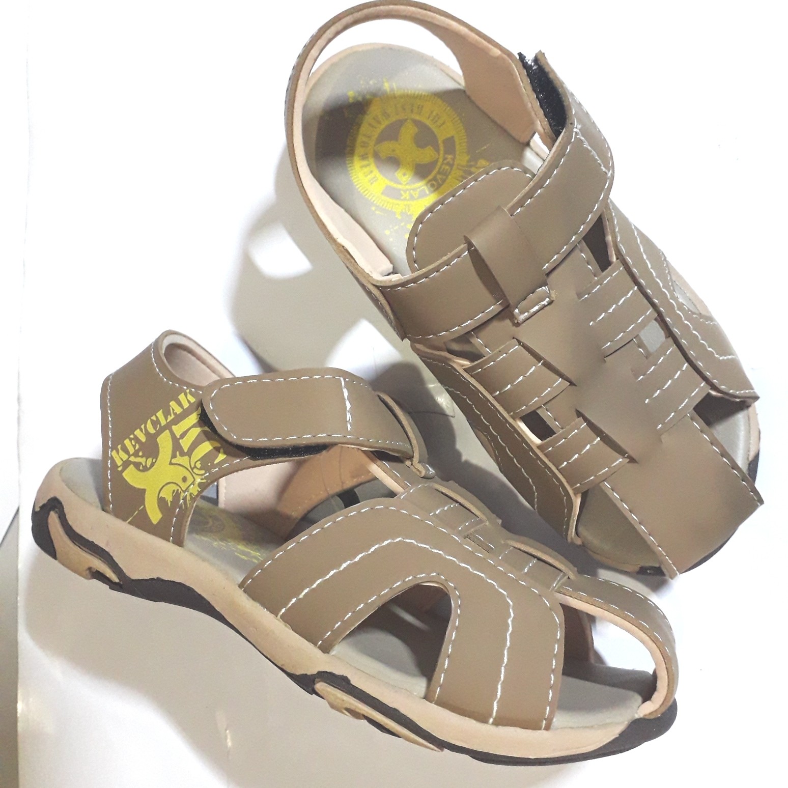 Sepatu Sandal Anak Kevclak