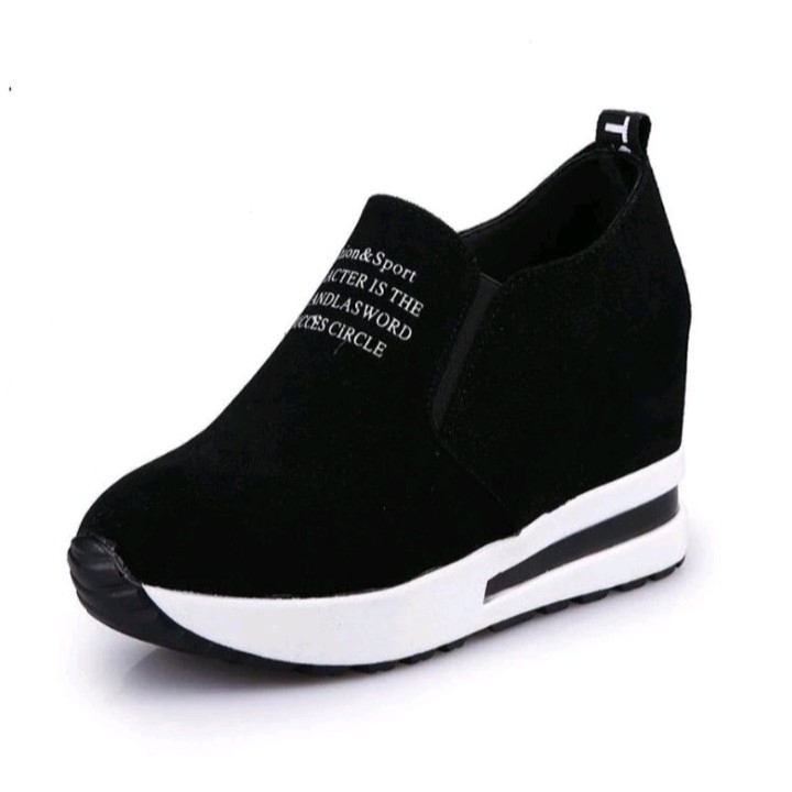 Sepatu Slip On Fashion PS Hitam