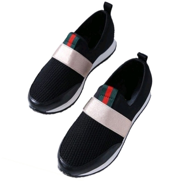 Sepatu Slip On Kobe Pita GUCCI Hitam