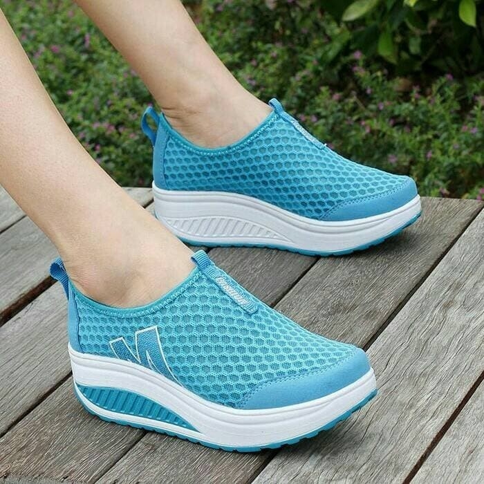 Sepatu Slip On M Jala Tosca