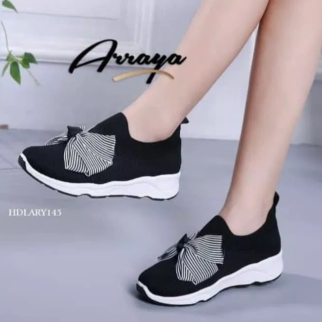 Sepatu Slip On Pita Blaster Hitam