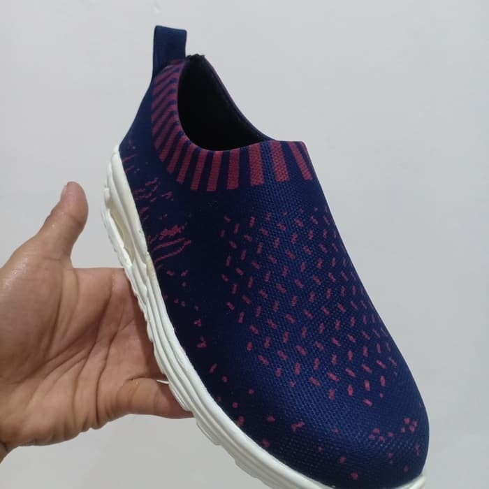 Sepatu Slip On Venom Navy 4