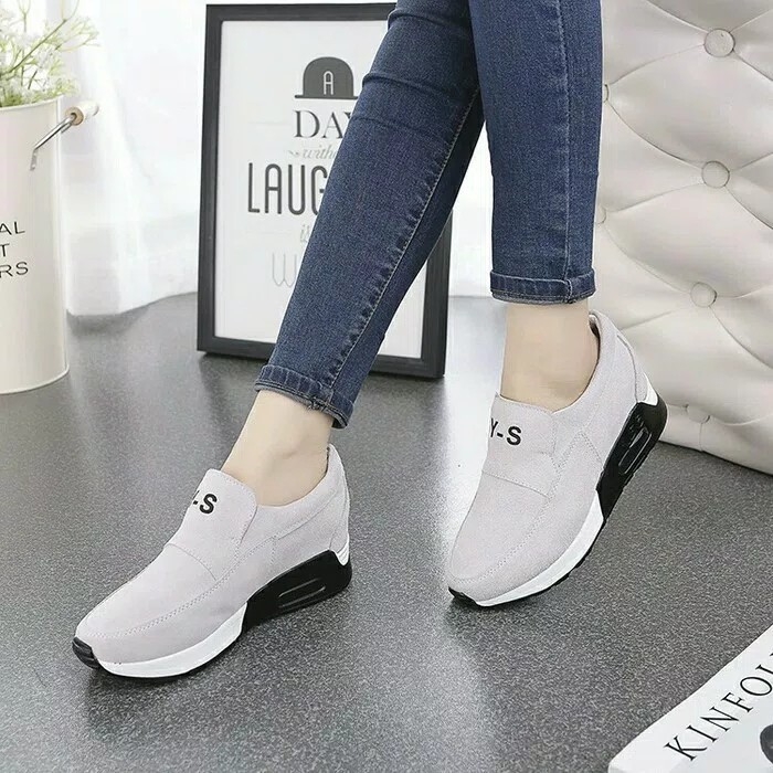 Sepatu Slip On Y-S Abu