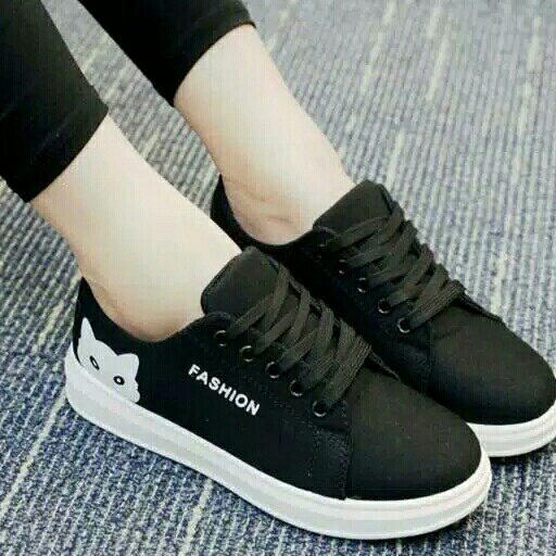 Sepatu Sneakers Wanita Kucing Fashion 2