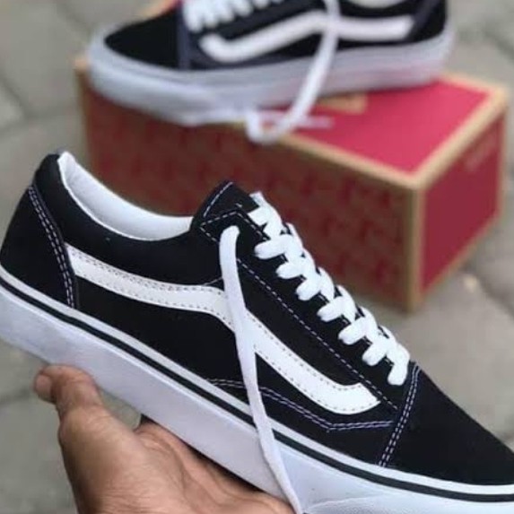 Sepatu Vans