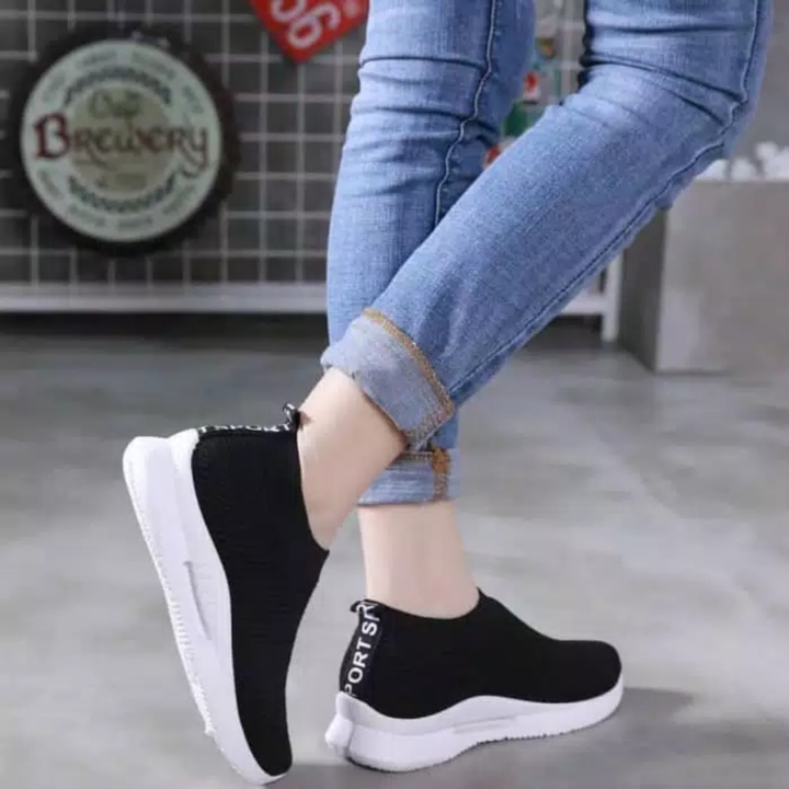 Sepatu Wanita Slip On Hafiza 2