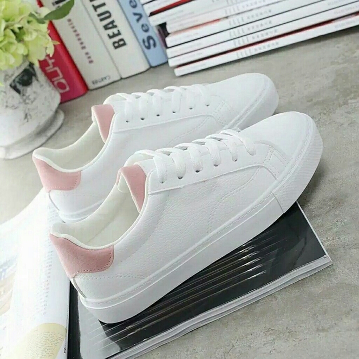 Sepatu Wanita Sneakers 2