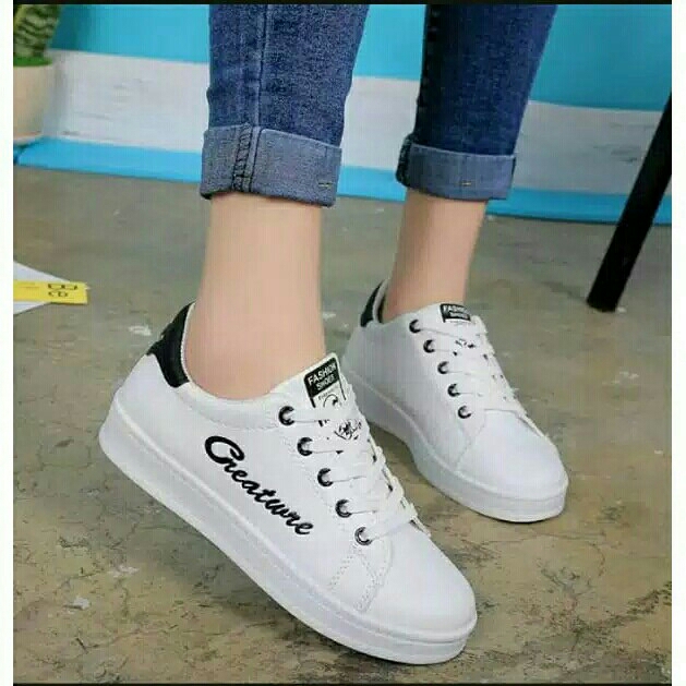 Sepatu Wanita Sneakers Creator Hitam